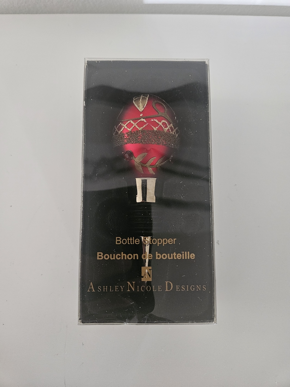 Ashley Nicole Designs Handcrafted Red & Gold Wine Bottle Stopper (NIB)